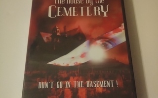 The House by the Cemetery (1981) (uusi)