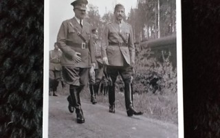 MANNERHEIM HITLER postikortti  9,50cm x 13,50cm