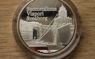 Suomalainen - hopeinen mitali: Suomenlinna
