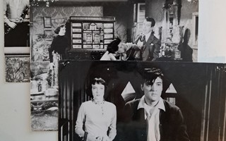 Elvis kuvat ,  LP  , kirja ja sinkkuja