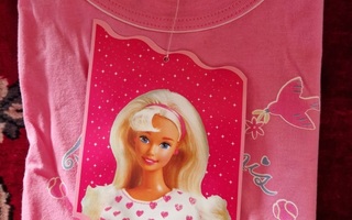 Barbie  t-paita 126cm vaaleanpunainen. 19. UUSI