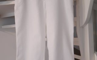 Valkoiset H&M caprit koko 40