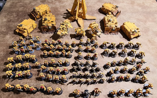 Warhammer 40K - Imperial Fists (121 kpl + 10 ajoneuvoa)