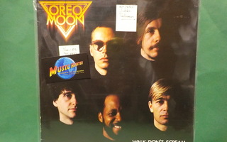 OREO MOON - WALK DON´T SCREAM M-/M- SWE -83 1ST PRESS LP