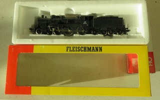 Fleischmann br38 höyryveturi