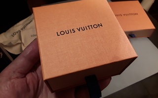 Louis Vuitton pahvikotelo / rasia