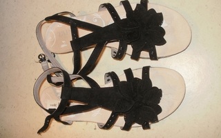 Sandaalit Tapas, koko 42, musta, UUSI