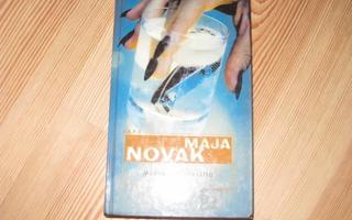 Novak, Maja: Murha aluevesillä 1.p skk v. 1999 Sapo 418