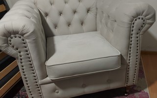 Myydään siisti Nojatuoli Chesterfield Deluxe (ovh 1149 €)