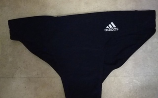 Adidas-mustat poikien uimahousut koko M(30")