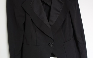 H&M musta jakku, koko 34.