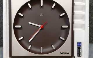 Nokia seinäkello 1970-80 luvulta. Valmistettu Saksassa alkup