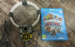 Wii U Skylanders Trap Team CIB (peli+portaali)