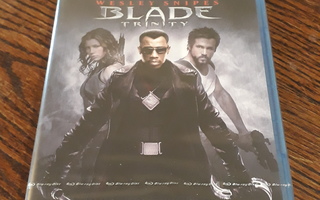 Blade Trinity Blu-ray Suomijulkaisu