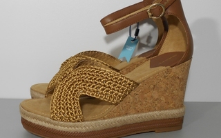 38 - Gant kullanruskeat sandaalit kiilakorko * UUDET