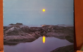 Lasse Mårtenson – Yö Meren Rannalla (LP)