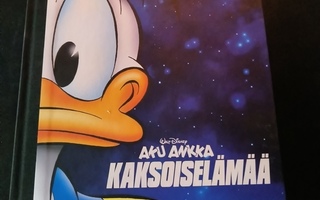 Disney Aku Ankka / Taikaviitta Kaksoiselmää