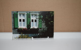 postikortti ikkuna vihreä