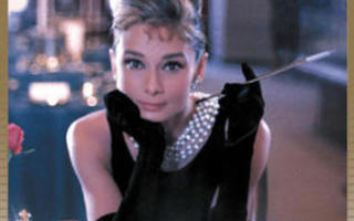 Audrey Hepburn - Aamiainen Tiffanylla