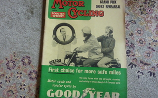 Motor Cycling  april -61 , Honda 250