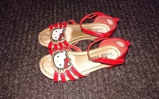 Hello Kitty sandaalit 31