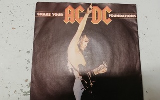 AC/DC -  shake your .... 7"