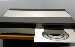 Bang & Olufsen Beogram CD 5500