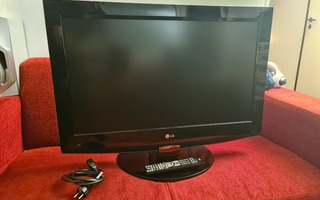 LG 32" TV  ( Ei smart )