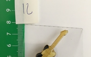 rintakoru / pinssi paketti nro 12 : kitara KORU