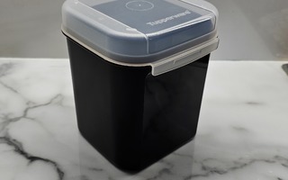 Tupperware kvartetti 1,2L Kahvipurkki