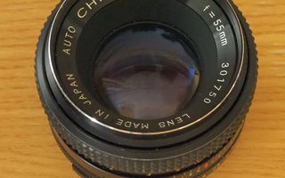 == Chinon Auto lens 55mm 1:1,7 M42