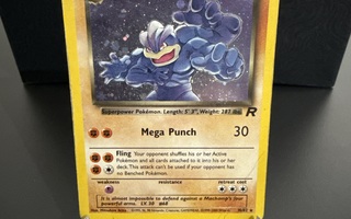 Pokemon kortti Dark Machamp 10/82