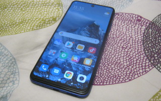 Xiaomi Redmi Note 10 puhelin