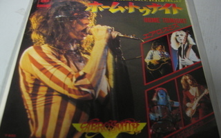 AEROSMITH - HOME TONIGHT - JAPANI PAINOS - m-/m-  7'' SINGLE