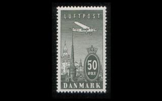 Tanska 220 ** Lentoposti 50 öre (1934)