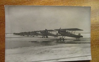 De Havilland DH.60 Moth lentokoneet rivissä!(P147)