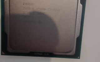 Intel Xeon E3-1240