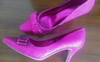 Juhla kengät bling fuxia #barbiecore tyyliin