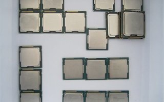 Socket 1366 prosessoreita pk:t sis. hintaan!