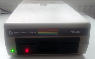 Commodore 1541 #3 (Levyasema, Huollettu, Siisti)