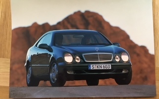 Lehdistökuva Mercedes-Benz CLK Coupe C208 W208