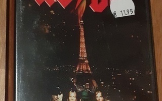 DVD AC/DC At The Pavillon In Paris (Avaamaton)
