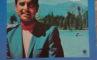 Tennessee Ernie Ford – America The Beautiful LP