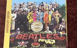THE BEATLES - SGT PEPPER’S LONELY HEARTS CLUB BAND - CD