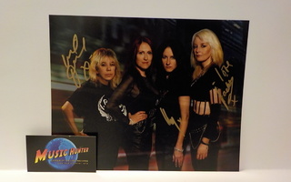 GIRLSCHOOL PROMOKUVA KOLMELLA NIMMARILLA