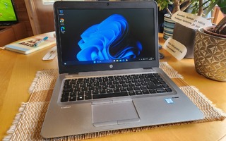 HP EliteBook 840 G3 / i5-6300U / 8GB / 256GB SSD / Win 11