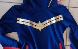 Captain Marvel huppari