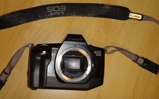 CANON EOS 650 JÄRJESTELMÄKAMERA