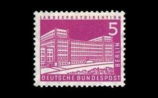 Berlin 141 ** Käyttösarja rakennuksia 5 Pf (1956)