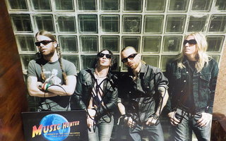 BACKYARD BABIES PROMOKUVA + NIMMARIT